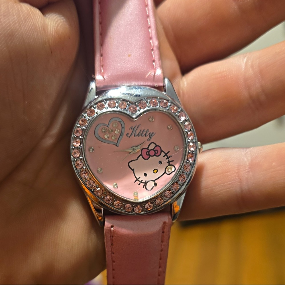 vintage Hello Kitty Pink Analog Quartz Wristwatch Rhinestone Bezel